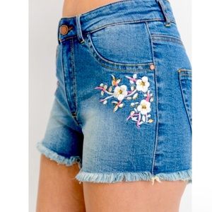 Floral Embroidered Denim Shorts | Size Large